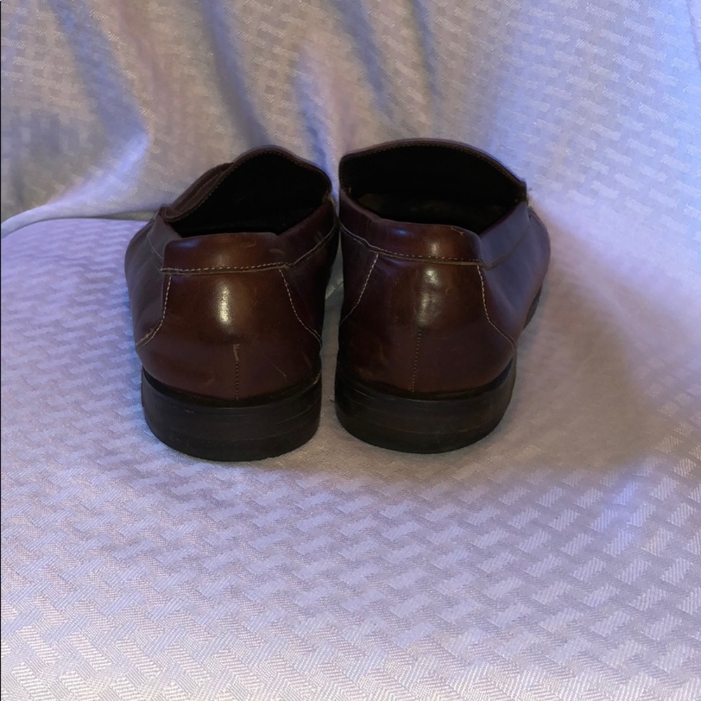 Shoes - Picture 3 of 7